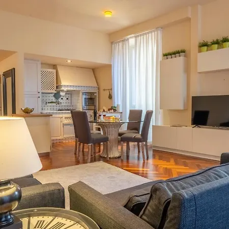 Apartment Vicolo Dei Malespini Florence